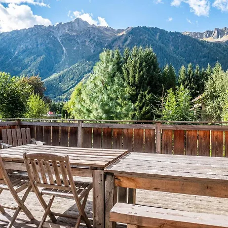 Demi-chalet En Plein Coeur De - Gabi Hébergement de vacances Chamonix